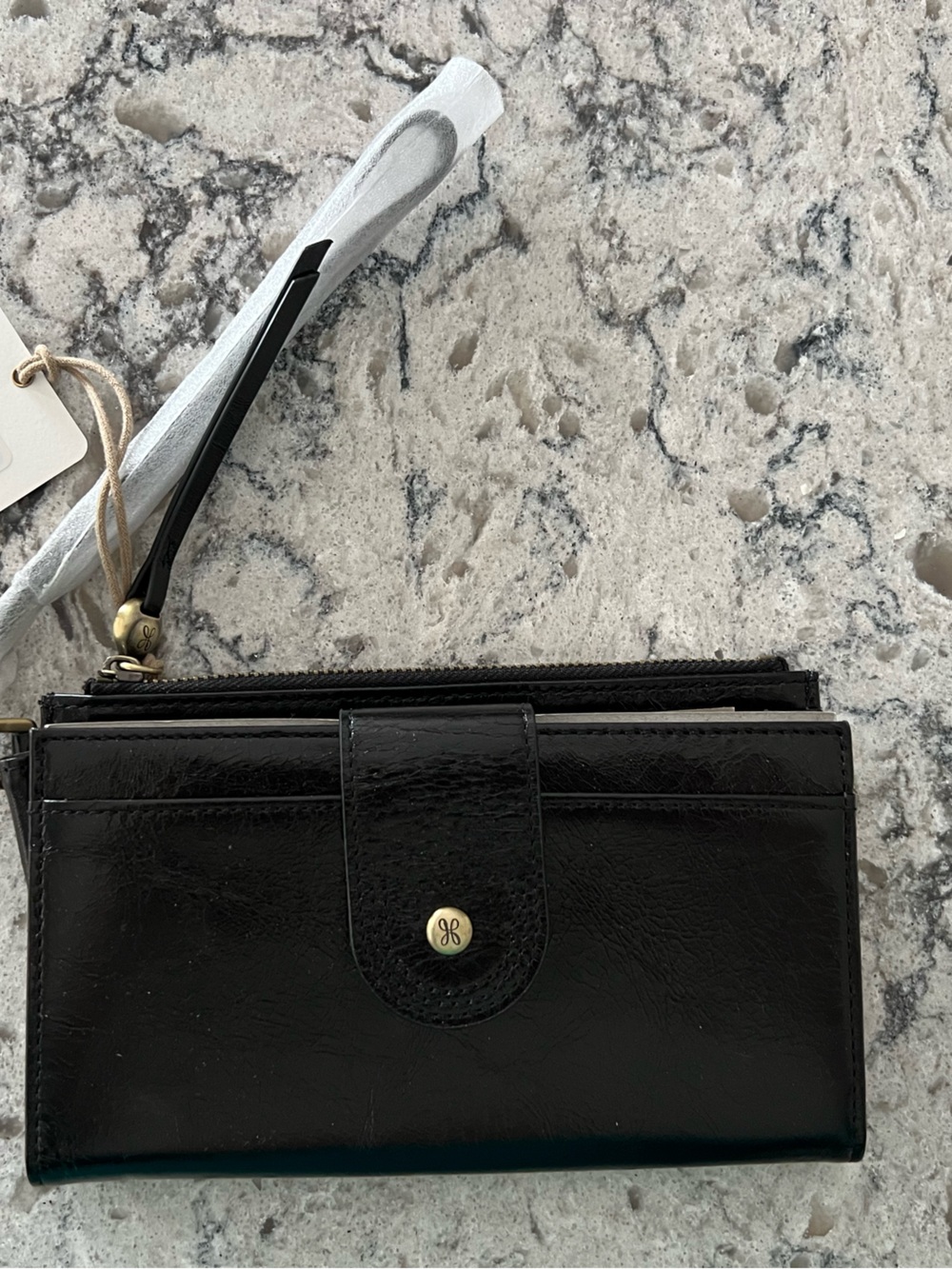 HOBO nwt black Kali phone wallet/wristlet